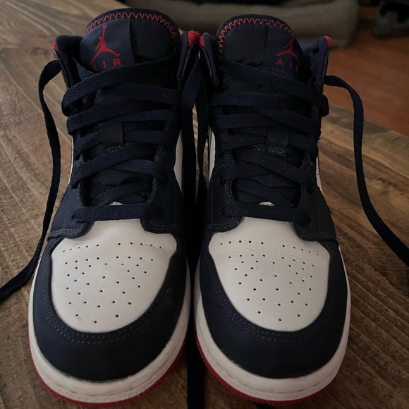 Jordan 1 Mid GS USA Olympic - Picture 2 of 4